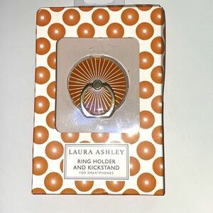 Maura Ashley ring holder & kickstand new